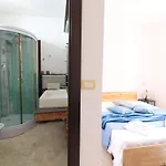 Hébergement de vacances Casa Marika A *